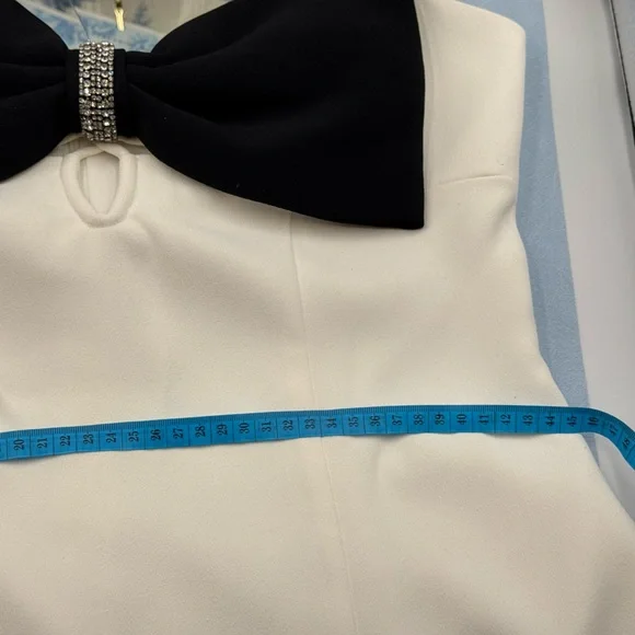 🆕 SELF-PORTRAIT 🧿 NWOT White And Black Crepe Bow Mini Dress, Sz UK 14 US 10